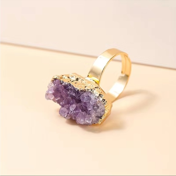 NATURAL RAW AMETHYST irregular stone crystal stone ring gold tone adjustable NWT - Picture 2 of 3